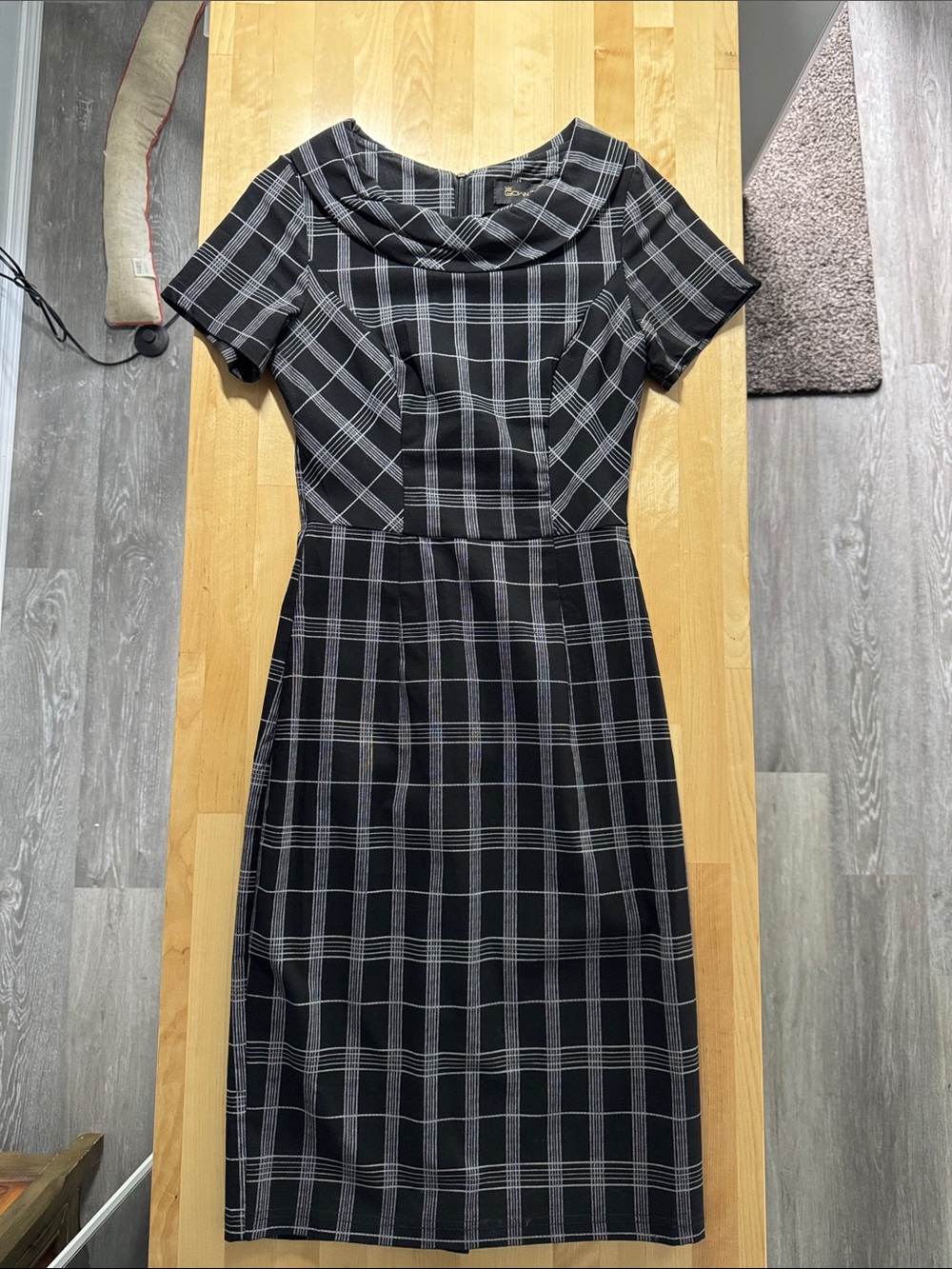 Black Plaid Short-Sleeve Midi Dress with Cowl Neck